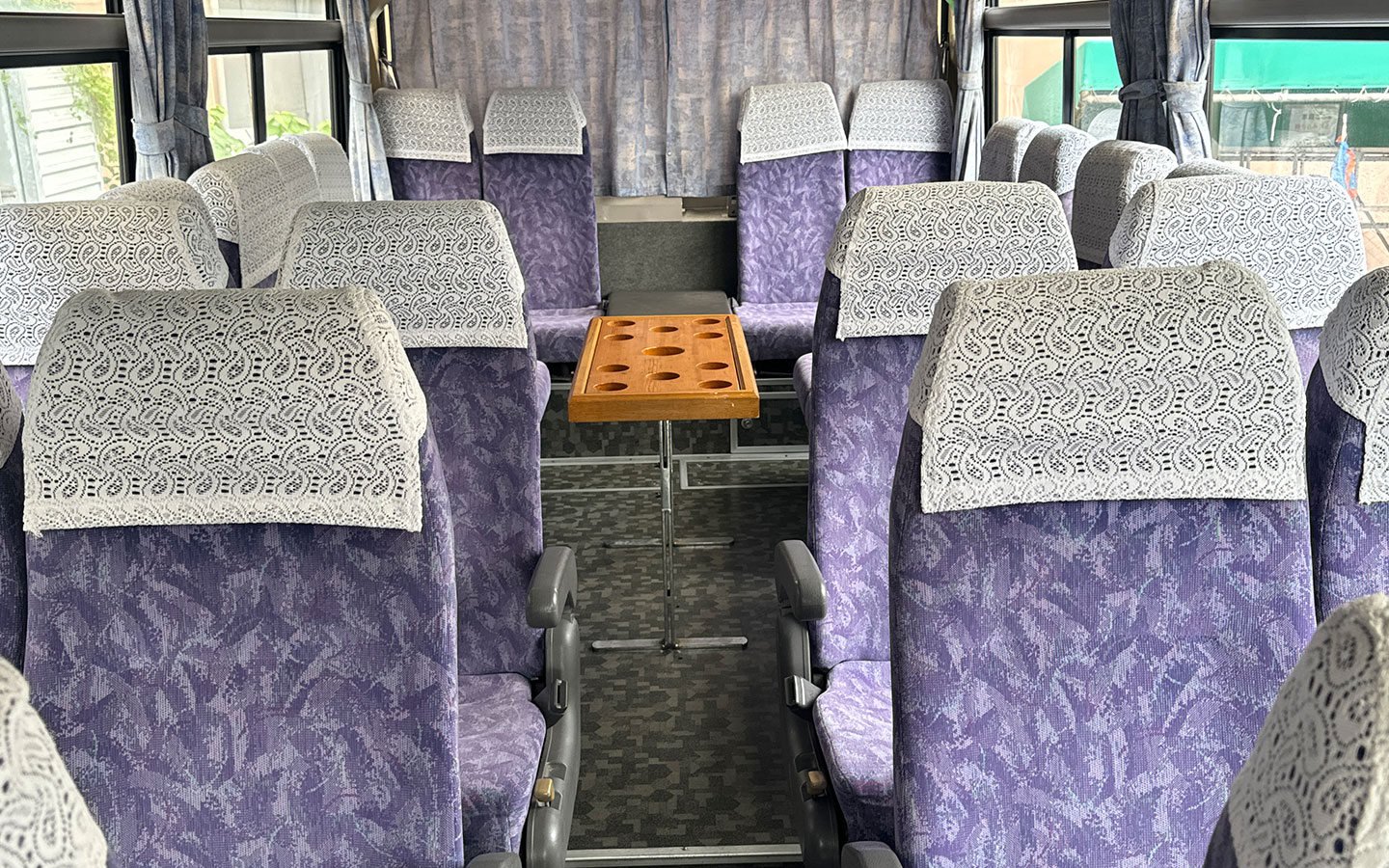 車内